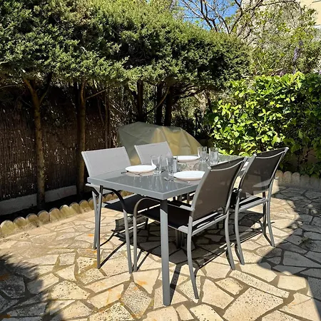 Appartamento L'ocre Du Sud - 6 Pers - Histoire De Clés *